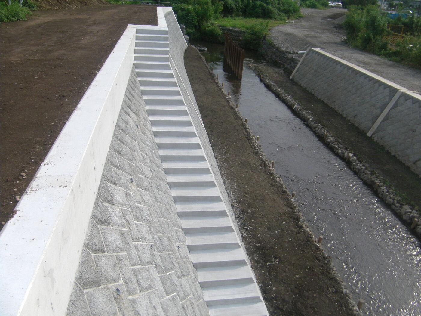 平成27年度準用河川舞岡川改修工事