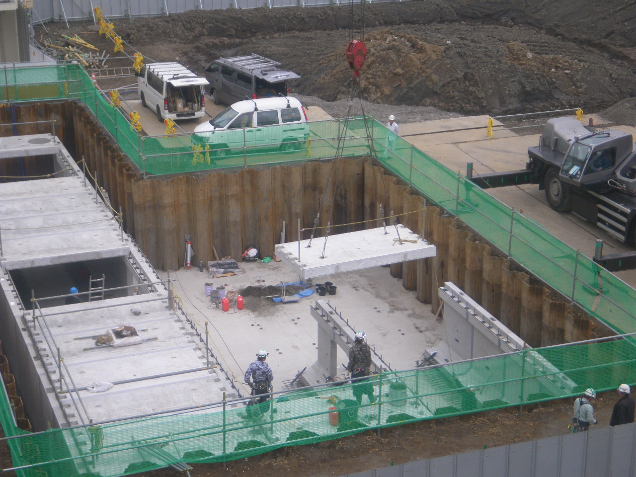鶴見小学校雨水貯留施設整備工事